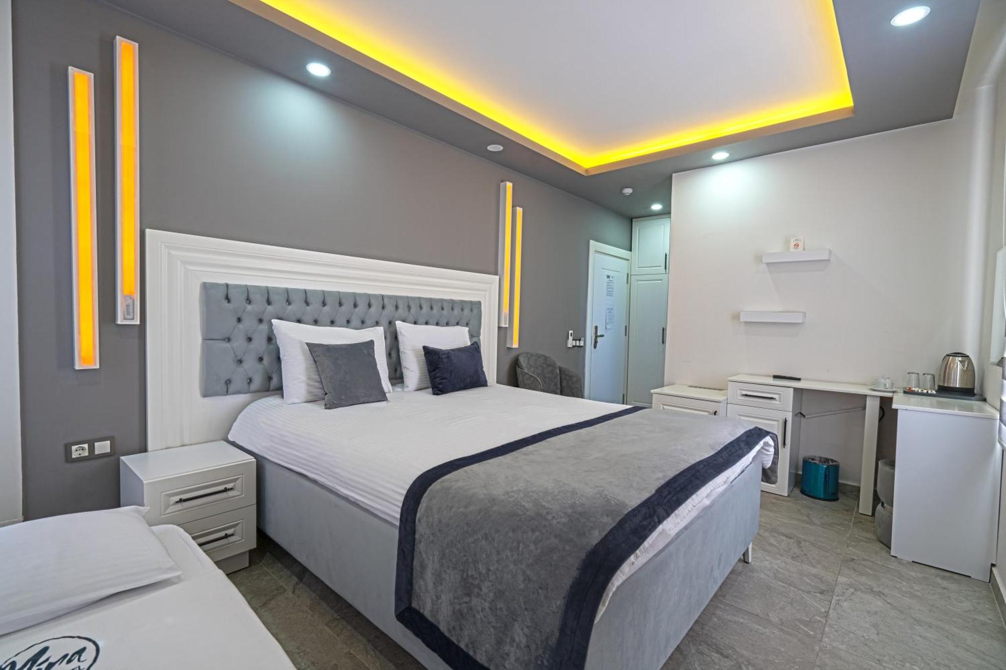 Mira Hotel Antalya Exterior photo