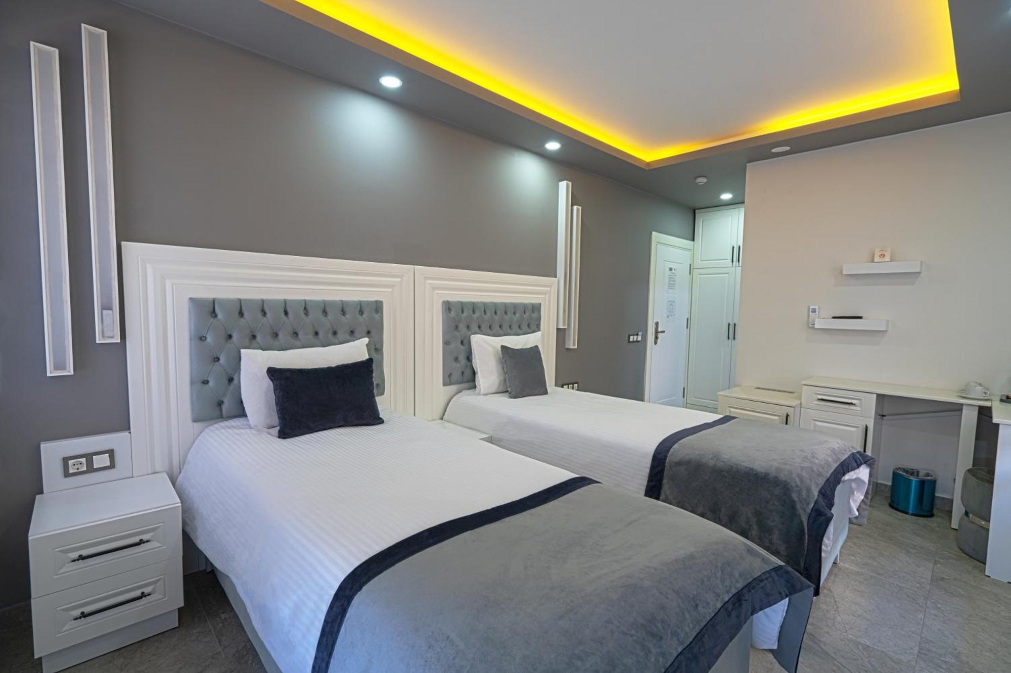 Mira Hotel Antalya Exterior photo
